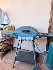 Barbecue a gas con 3 fuochi
