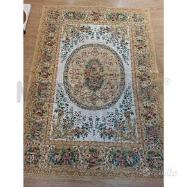 TAPPETO GRANDE 167 X 235 AUBUSSON CON MEDAGLIONE