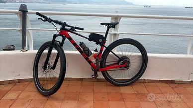 TREK ProCaliber 9.5 in carbonio