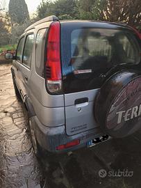 Daihatsu Terios J102 2004  1.3  GPL consuma olio