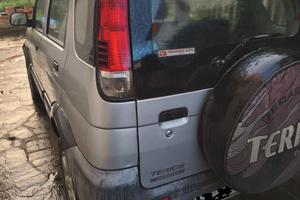 Daihatsu Terios J102 2004  1.3  GPL consuma olio