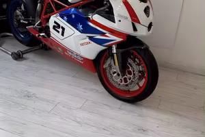 DUCATI 749 - Troy Bayliss -