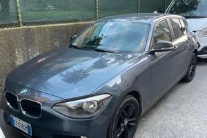 Bmw 118 118d 5p. Urban
