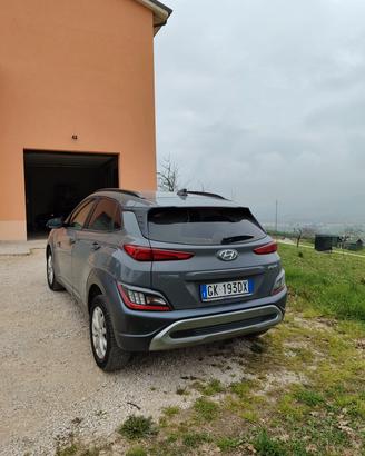Hyundai KONA ibrida nuovissima 