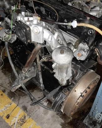 Motore Per Mercedes 190 - 190E Sigla 102010