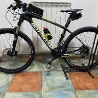 Mountainbike Bottecchia in carbonio