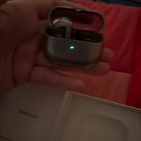 Samsung Galaxy Buds 3 Custodia e Cuffia Sinistra