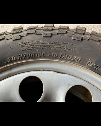 gomme e cerchi Suzuki jimny 