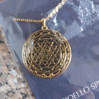 Ciondolo Sri Yantra con catenina