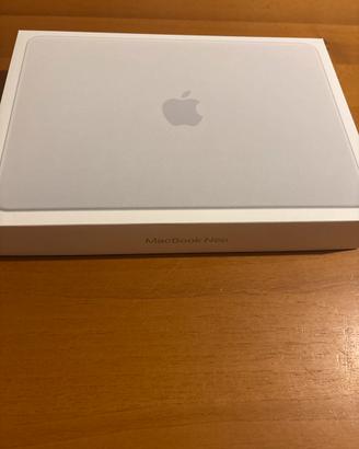 Macbook Neo 13 Argento Nuovo