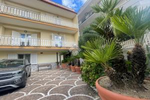 VILLA A SCHIERA A MUGNANO DI NAPOLI