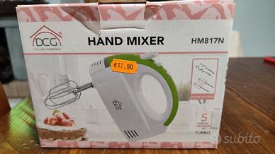 mixer manuale con fruste e ganci per la cucina