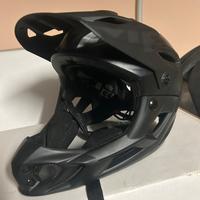 Casco MTB Enduro MET