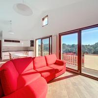 Villa con Terreno in città