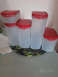 Contenitori Tupperware 