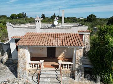 VILLA SINGOLA A POLIGNANO A MARE