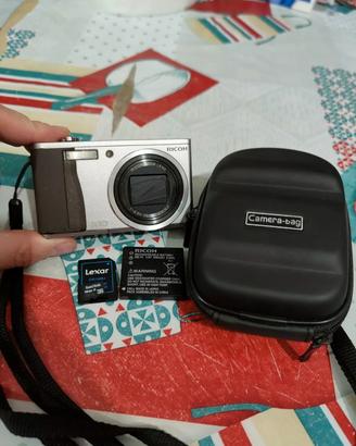 Fotocamera Ricoh R10