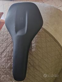 sella decathlon 60° mai usata