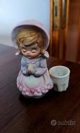 statuina a forma di bambina porta candela vintage 