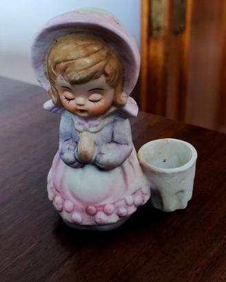 statuina a forma di bambina porta candela vintage 