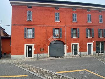 NEGOZIO A BRESCIA