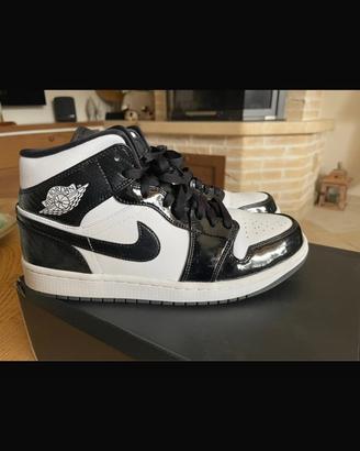 Air Jordan 1 Mid SE ASW