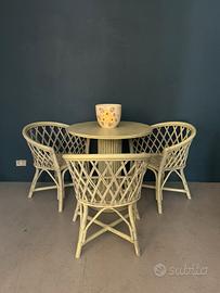 Salotto Vintage in Rattan con Tavolo e 3 Poltrone