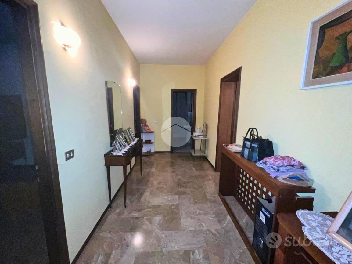 VILLA SINGOLA A CREDARO - Altro