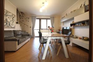 VILLA A SCHIERA A BRANDIZZO