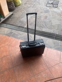 Valigia con ruote porta campioni