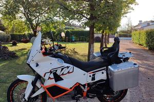 ktm 990 Adventure 2013