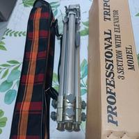 Treppiede per macchina fotografica