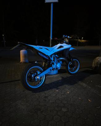 Husqvarna SM 125