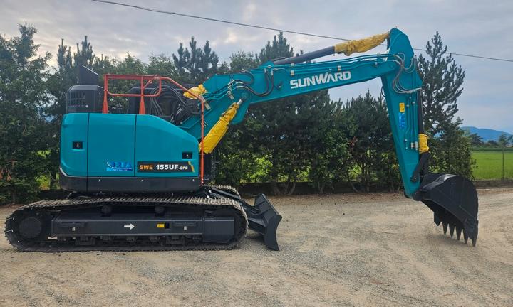 ESCAVATORE CINGOLATO SUNWARD SWE 155 UF-2PB GIROSA