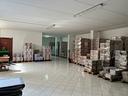 locale-uso-deposito-zona-pitz-e-serra