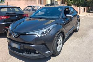 Toyota C-HR 1.8 Hybrid E-CVT Active