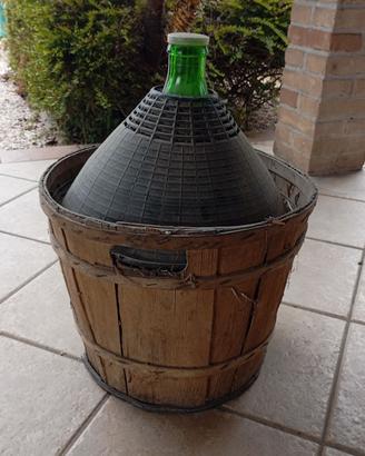Damigiana per vino in vetro verde
