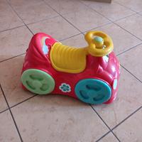 macchinina cavalcabile chicco