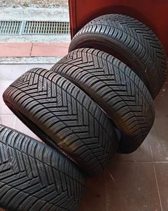 Pneumatici 4 Stagioni  195/45 R16