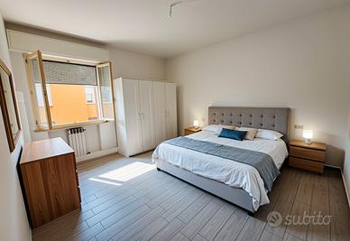 Ampio quadrilocale ristrutturato con box auto