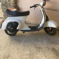 Vespa 50 special