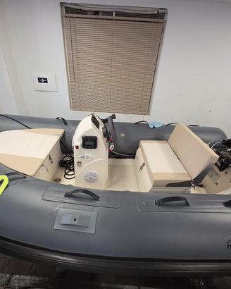 tender con pilotina 310nuova jolly20 cv mercury