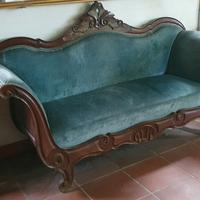 Divano vittoriano in velluto verde perfetto