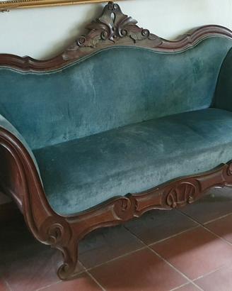 Divano vittoriano in velluto verde perfetto