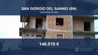 Immobile in asta di 94 m² con box auto doppio a Sa