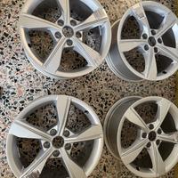 Cerchi Originali Audi A4 da 17 del 2024 nuovi