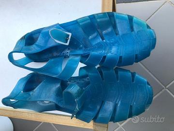 scarpe da spiaggia in gomma