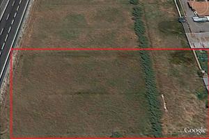 Terreno edificabile per capannone e uso sportivo