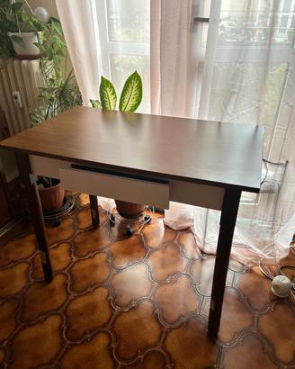 Tavolo 60x100 con cassetto centrale