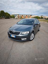 Skoda Octavia 1.4 TSI G-Tec Executive 
